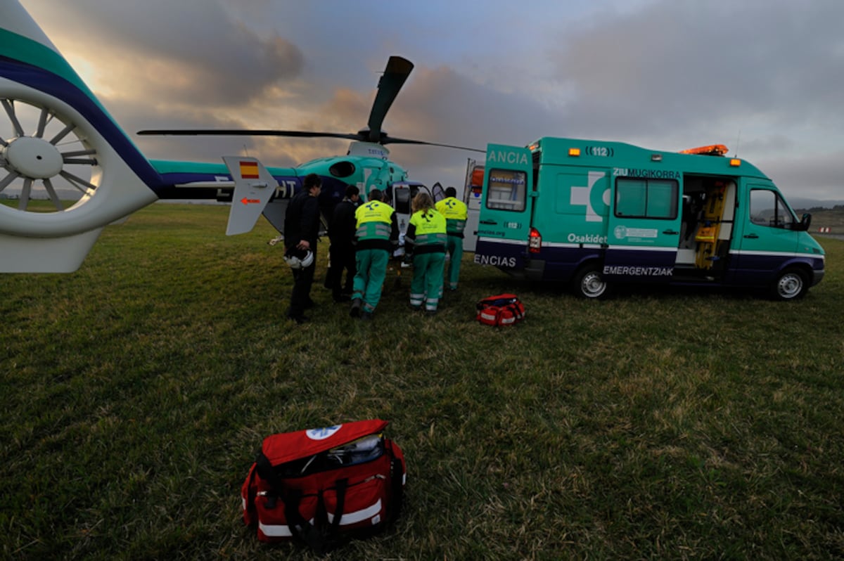 Tragedy in Álava: Worker Critical After Lantarón Pyrotechnics Blast